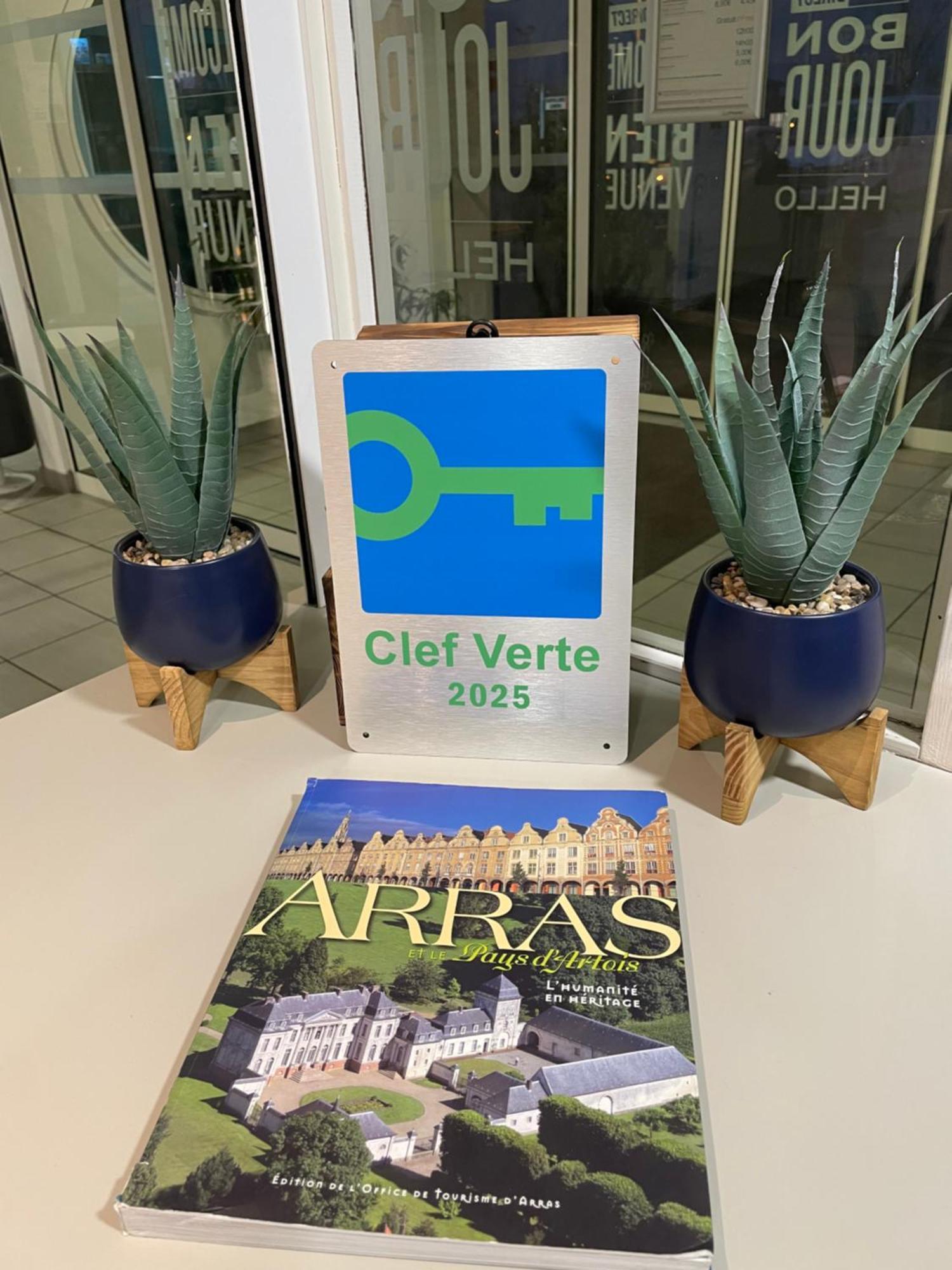 Kyriad Direct Arras - Saint-Laurent-Blangy - Parc Expo Zewnętrze zdjęcie