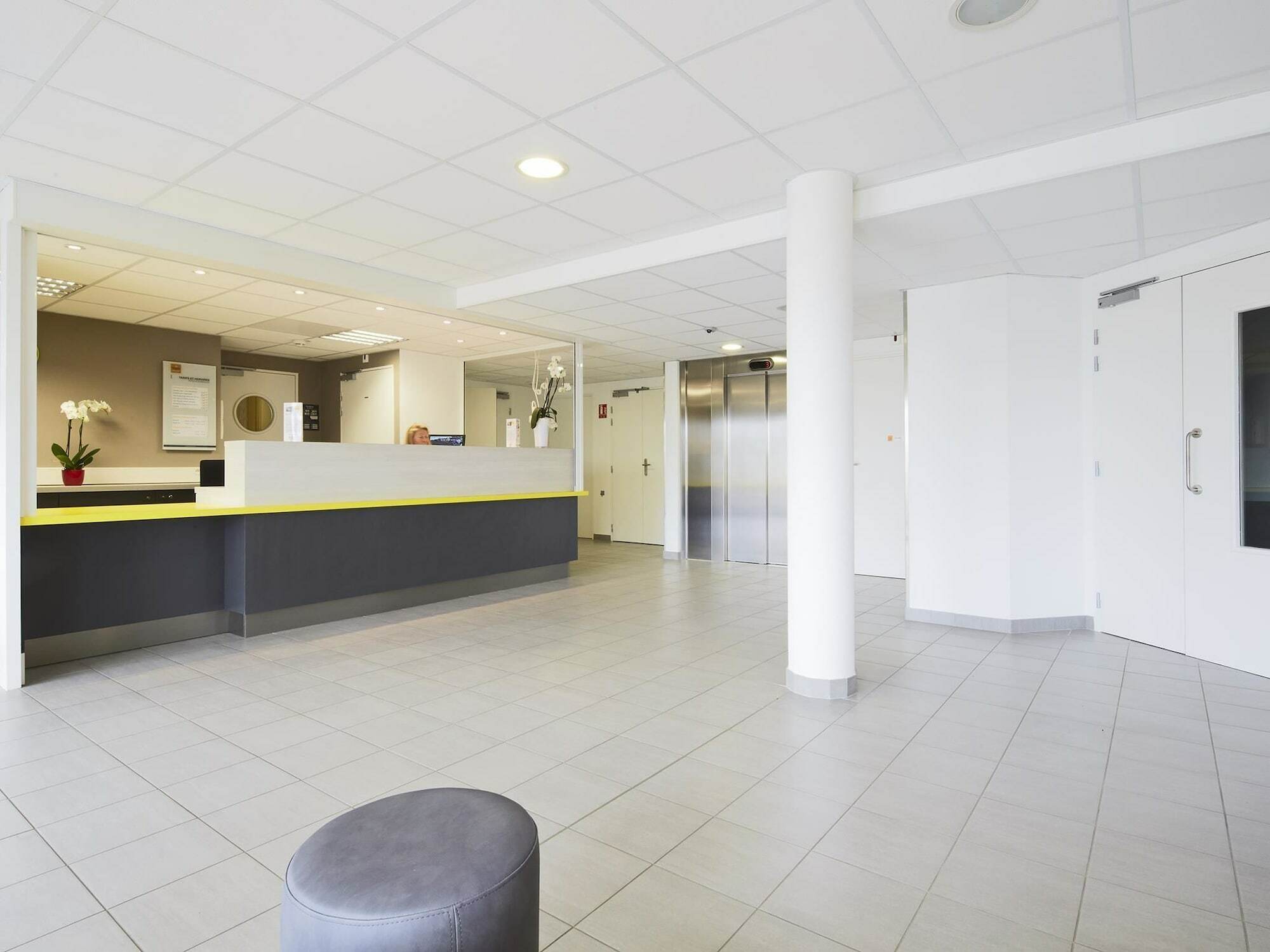 Kyriad Direct Arras - Saint-Laurent-Blangy - Parc Expo Zewnętrze zdjęcie